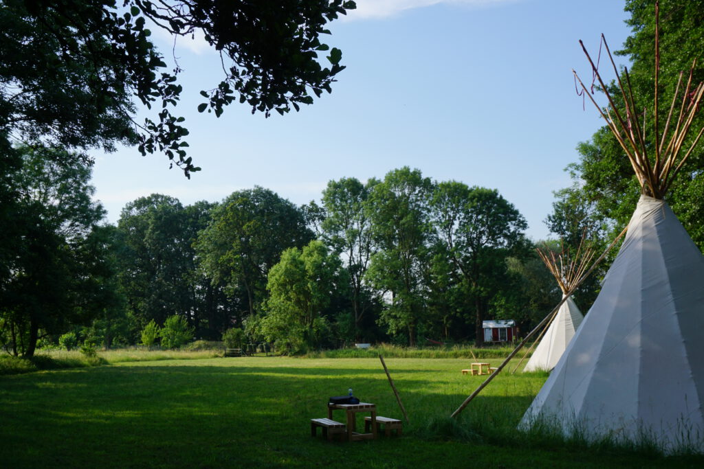 Jeetzehof Tipi und Tiny House